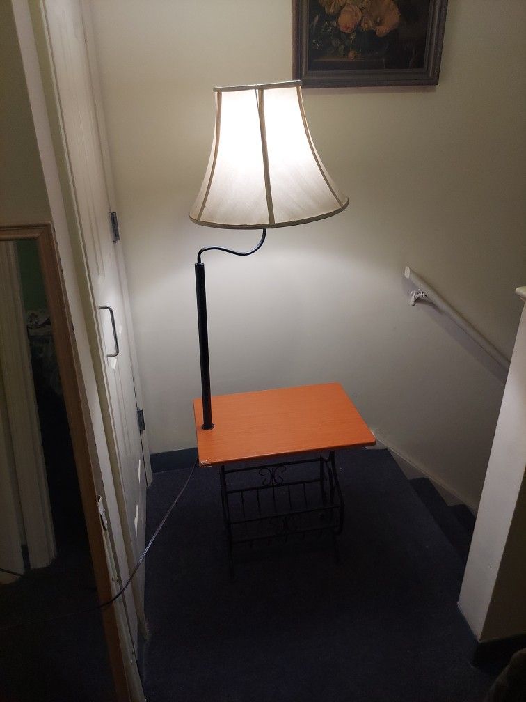 Lamp Desk