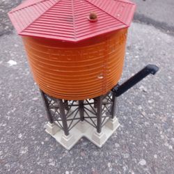 Lionel Lines Water Tower