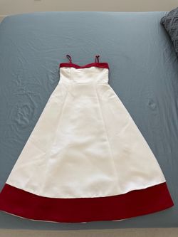 David’s Bridal girls size 6 White and Red Spaghetti Strap Formal Dress