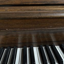 Ivers And Pond Piano