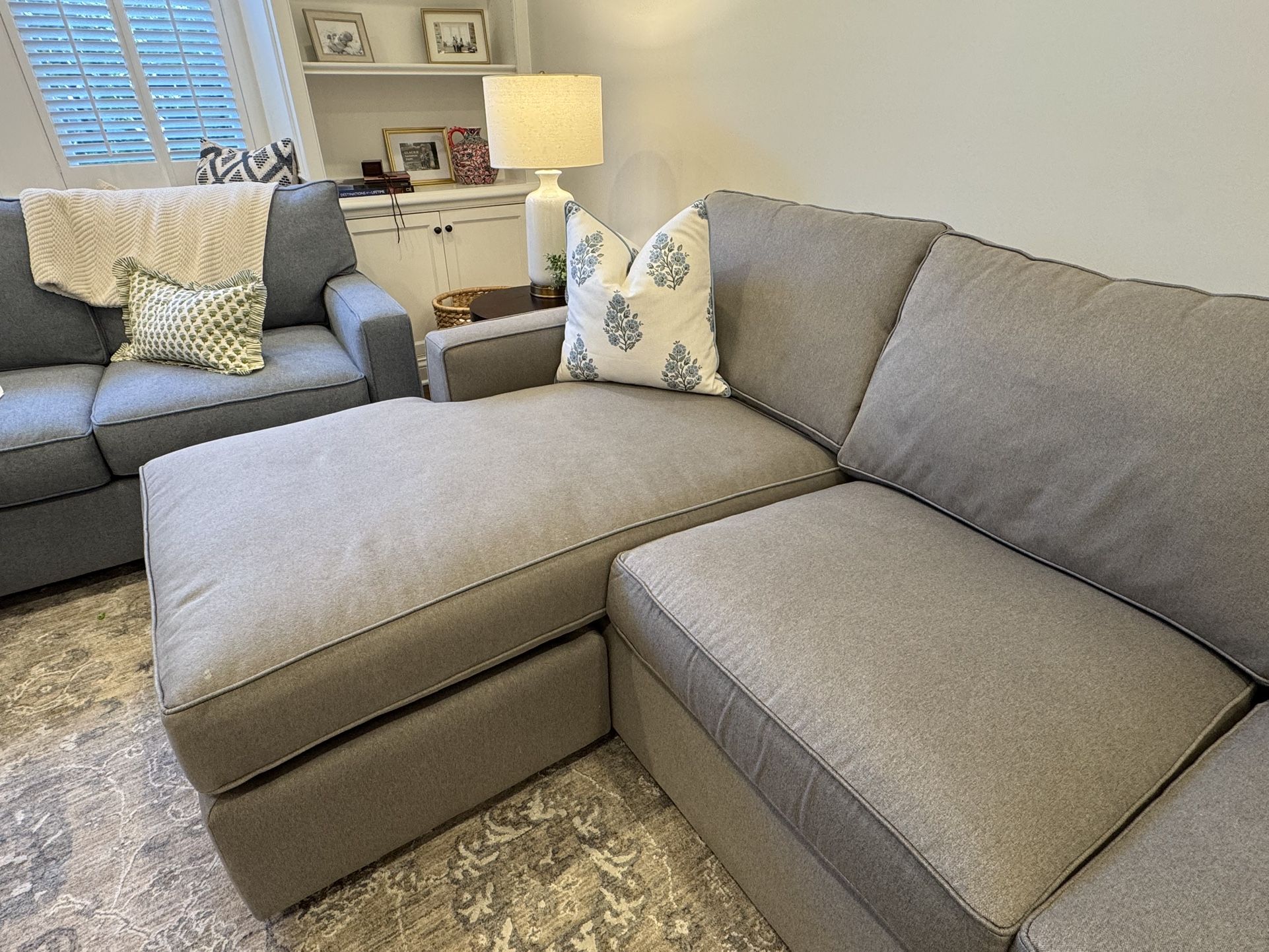 Room & Board York Sofa + Optional Chaise + Extra Covers/Inserts – Great Condition