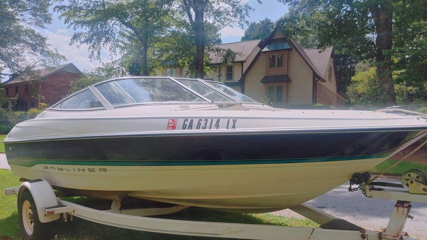 1995 Bayliner Capri 1700 LS Open Bow Boat
