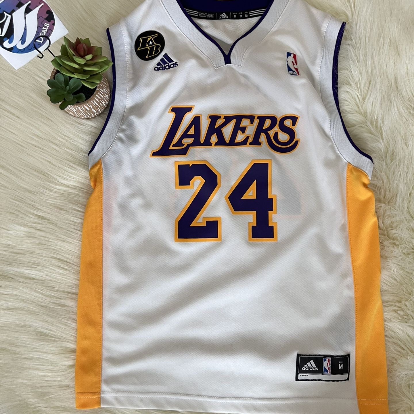 NBA Kobe Bryant Los Angeles Lakers #24 NIKE Swingman Jersey MEDIUM for Sale  in Orlando, FL - OfferUp