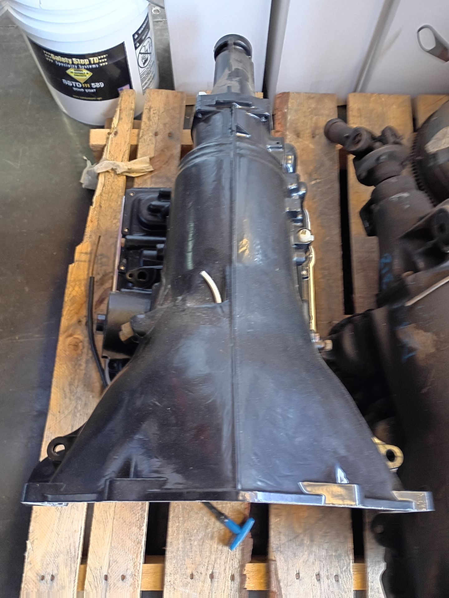 R700 4 speed transmission