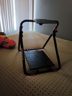 Diwangus racing wheel stand