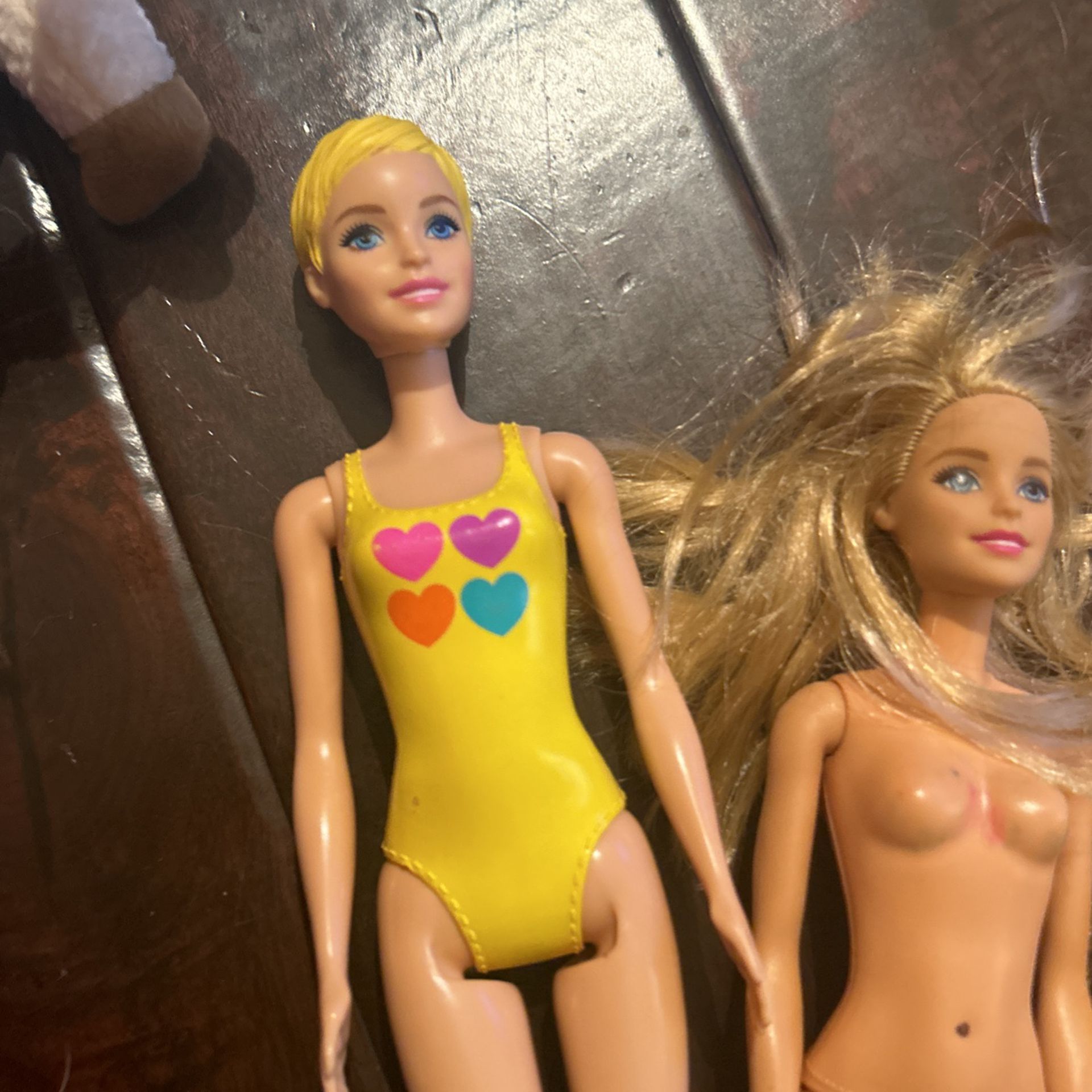 Barbie Lot Instead Of Three Barbie Dolls Vintage