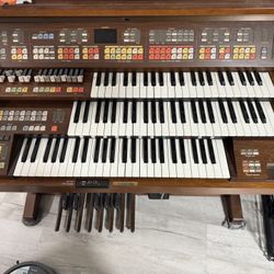 Kawai Piano/orgon