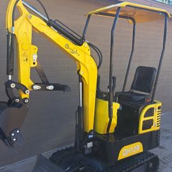 2025 QH12 Excavator 