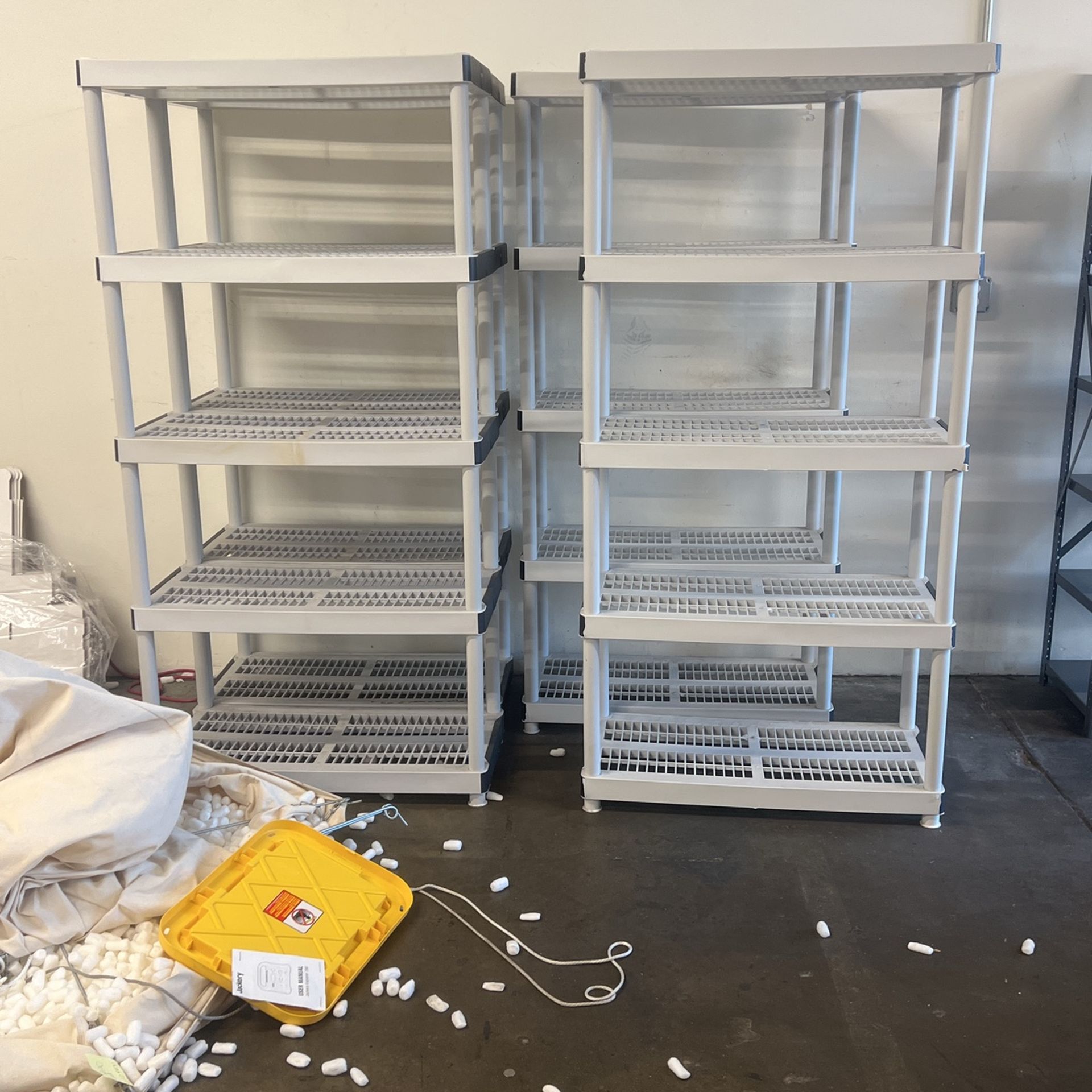 $5 White Shelving 