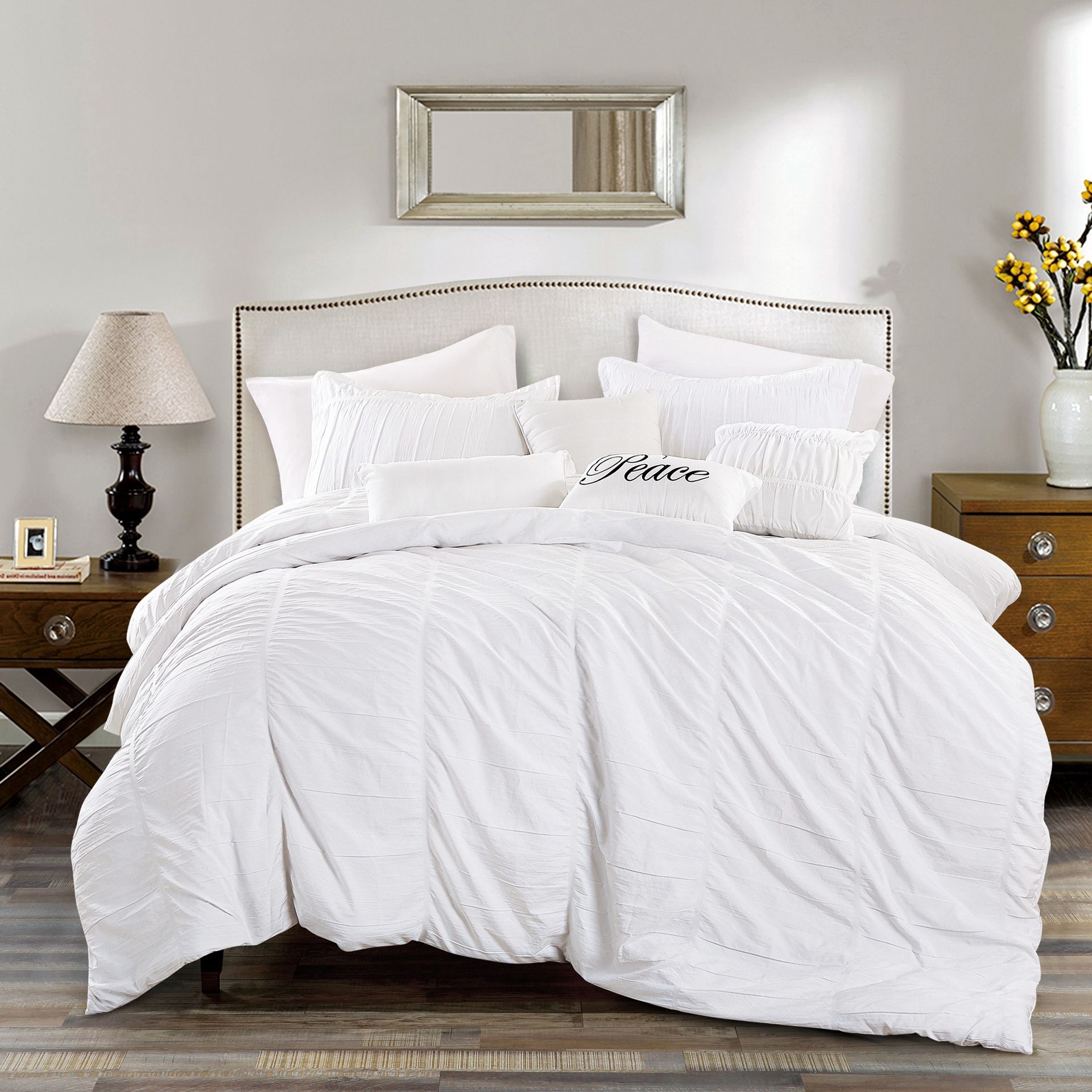7 Piece Comforter set Queen size White color