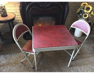 Vintage, Durham Child’s folding table and two chairs.