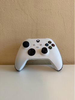 White Xbox One / Series X|S Controller