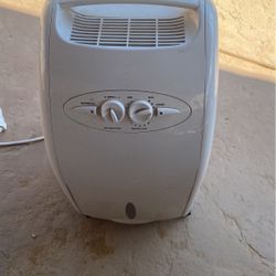 Dehumidifier 