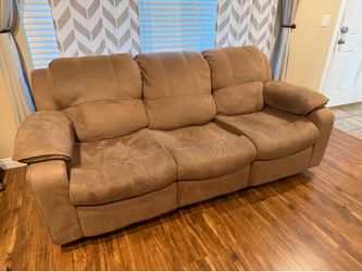 Mor Furniture Tornado Sectional Recliner Couches