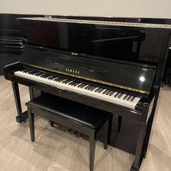 1990 Yamaha U1 Upright Piano In Excellent Condition 