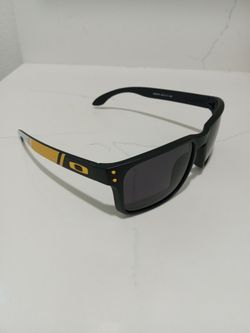Oakley sunglasses