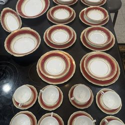 China Set For 8 People 