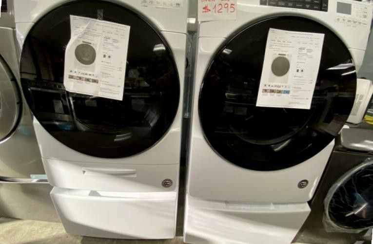 Virtual Appointment Available Open Box Front Loading Washer & DryerSet