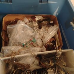 Several Vintage Silver, Broches, Earrings, Necklaces, Rings, Ect.. Estate Sale Stuff. Call Toni To Schedule A Appointment. 714) (contact info removed)
