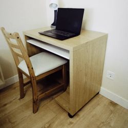 Compact Desk With Pull Out Shelf 