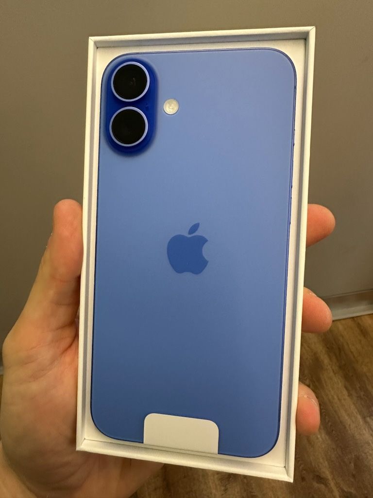 New Unlock iPhone 16 128GB no Credit Needed Only $50 Down Payment Today At Phone Hub Fall River