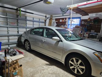 2005 Nissan Maxima