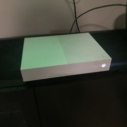 Xbox One S 