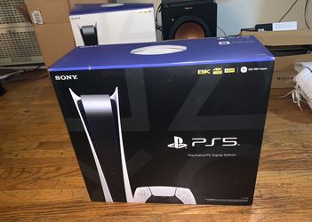 playstation 5 digital (used)