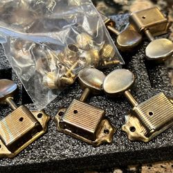 Epiphone Riviera 3+3 Tuners