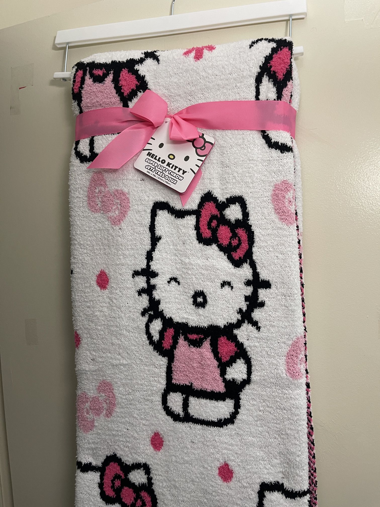 Hello Kitty Sherpa Blanket 