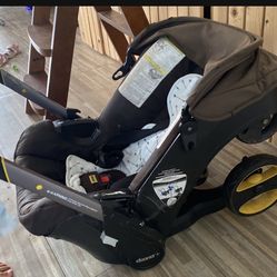DOONA Stroller And Car Seat