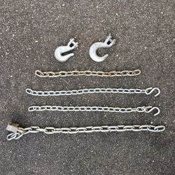Chains & Hooks