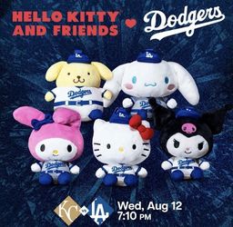 Hello Kitty and friends mystery Plush Clip