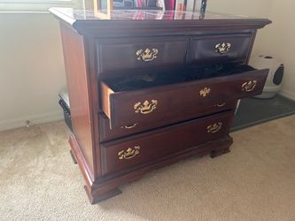 5 Drawer Dresser