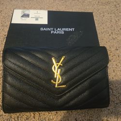 New medium crossbody bag 