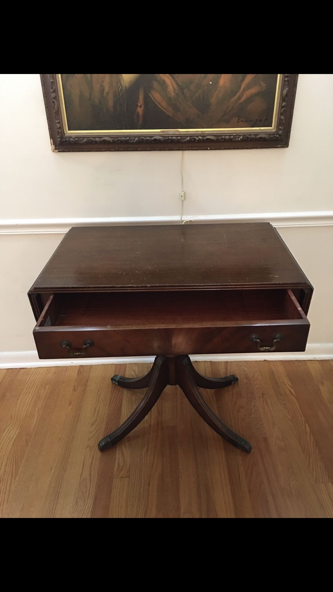 ANTIQUE TABLE
