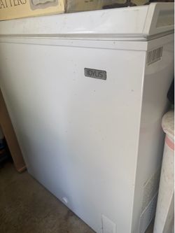Idylis 7 cubic ft freezer