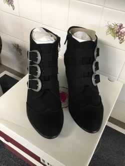 Women's Boots Size 9 Black Suede-Like Ankle Boots- BRAND NEW