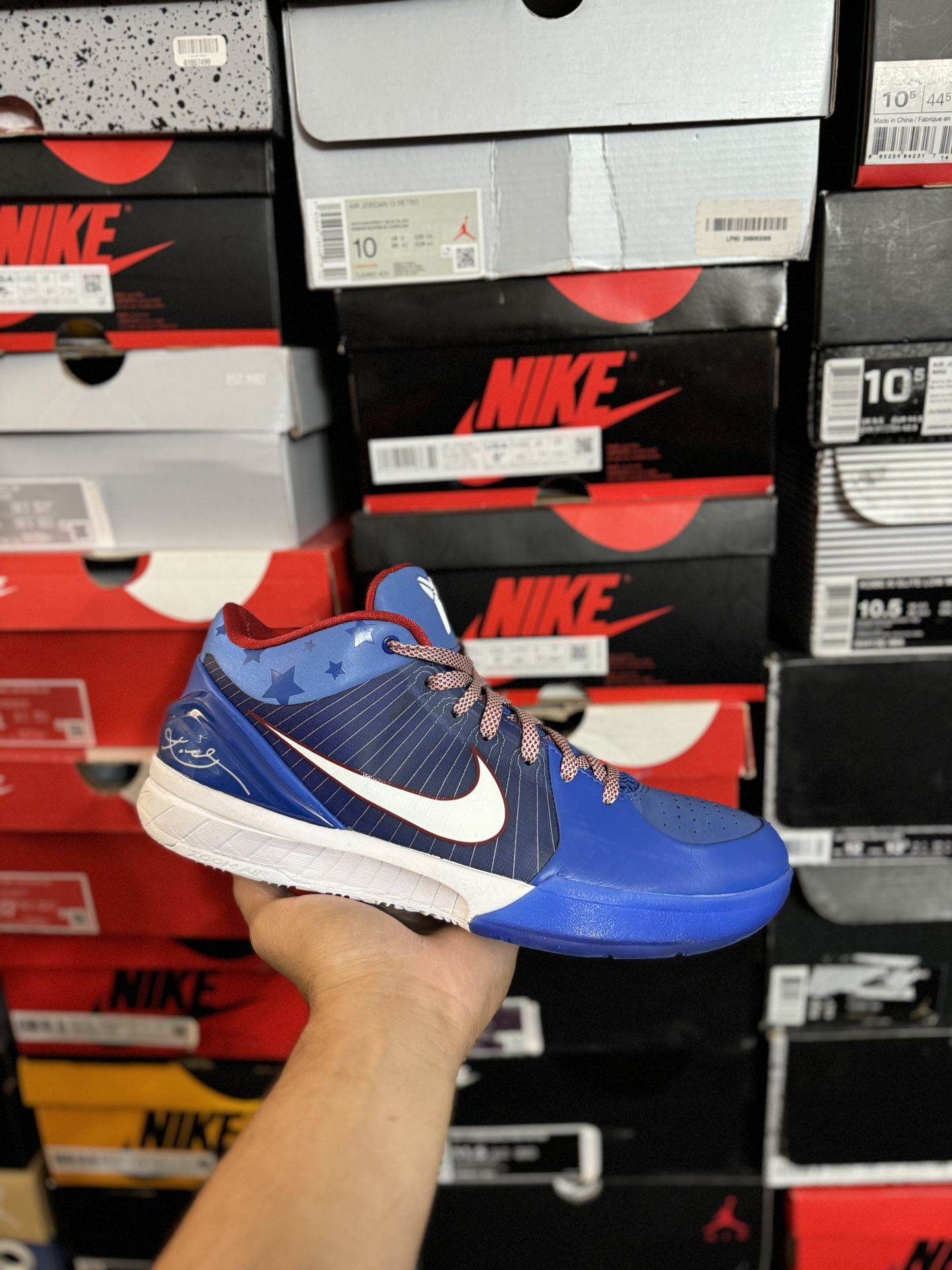 Kobe 4 Protro Philly size 10 USED But Clean