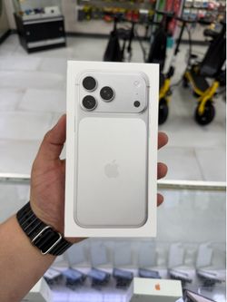 iPhone 17 pro max unlocked 512GB! Finance for $50 down payment!!