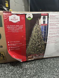 7.5’ Christmas Tree Brand New