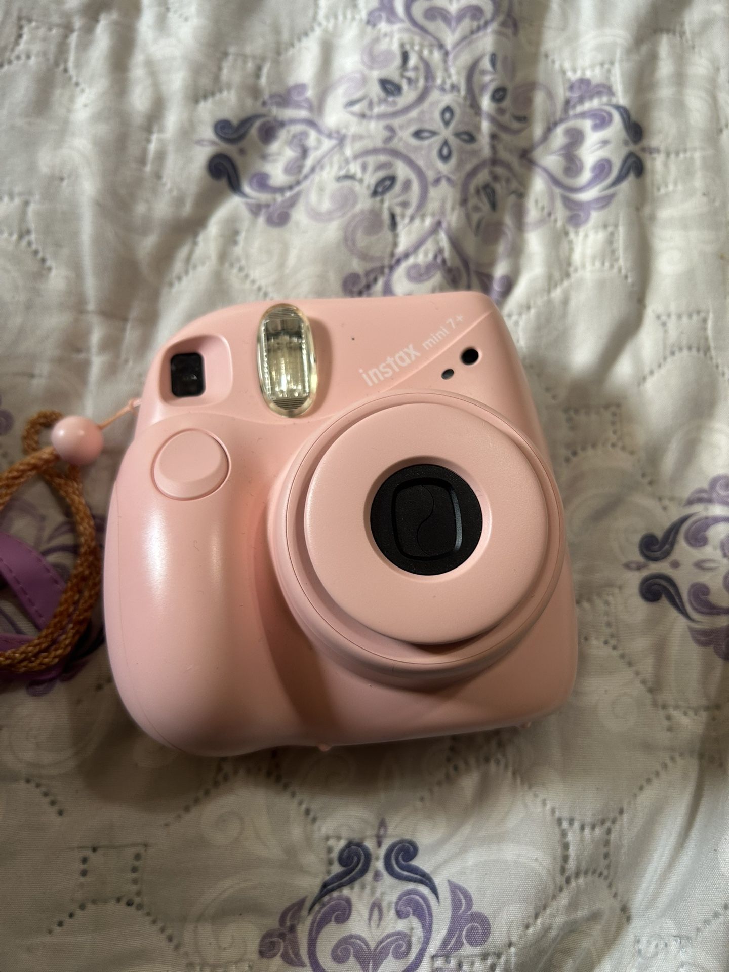Instant Cameras 