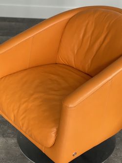 Modern Leather Chair