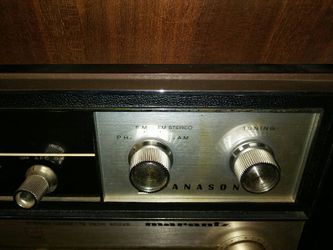 Panasonic. Turntable ... 2 dpeakers... Am/fm stereo