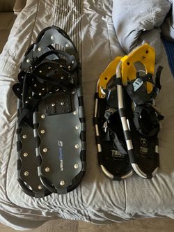 Great amazing deal great condition Men’s and women’s snow ❄️ shoes get both