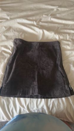 Zipper suede skirt