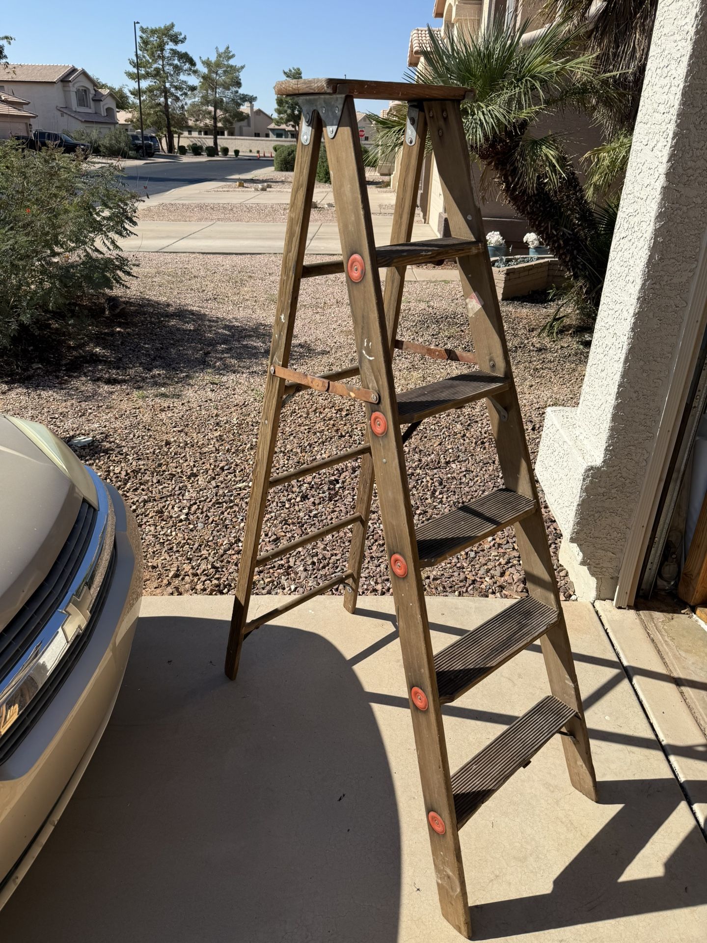 6-ft Step Ladder