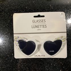 Heart Sunglasses for Bride White Bejeweled Frame UV Lenses & Shoe Keychain Charm