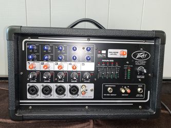 PEAVEY 5300 200 WATTS POWER MIXER