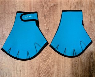 Aquatic Gloves